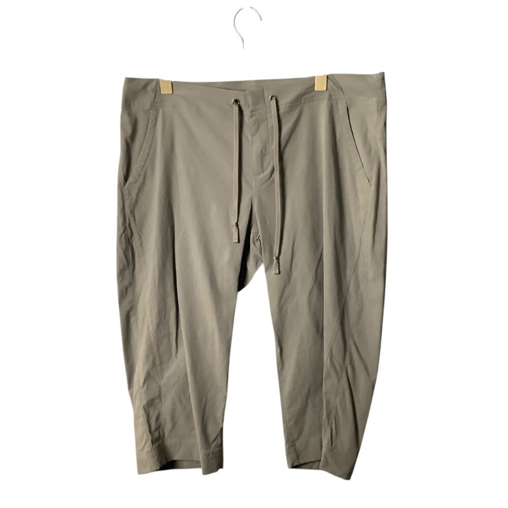 Columbia Women XL Omni-Shield Capri Pants Advanced Water‎ Repellent Lightweight